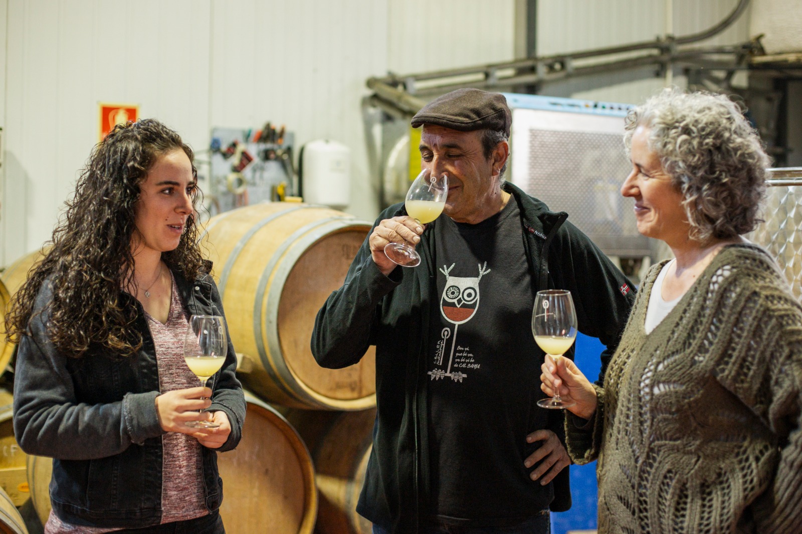“Mengem Garrigues” arriba als 18 productors i ofereix una cistella amb més de 200 productes “Mengem Garrigues” arriba als 18 productors i ofereix una cistella amb més de 200 productes