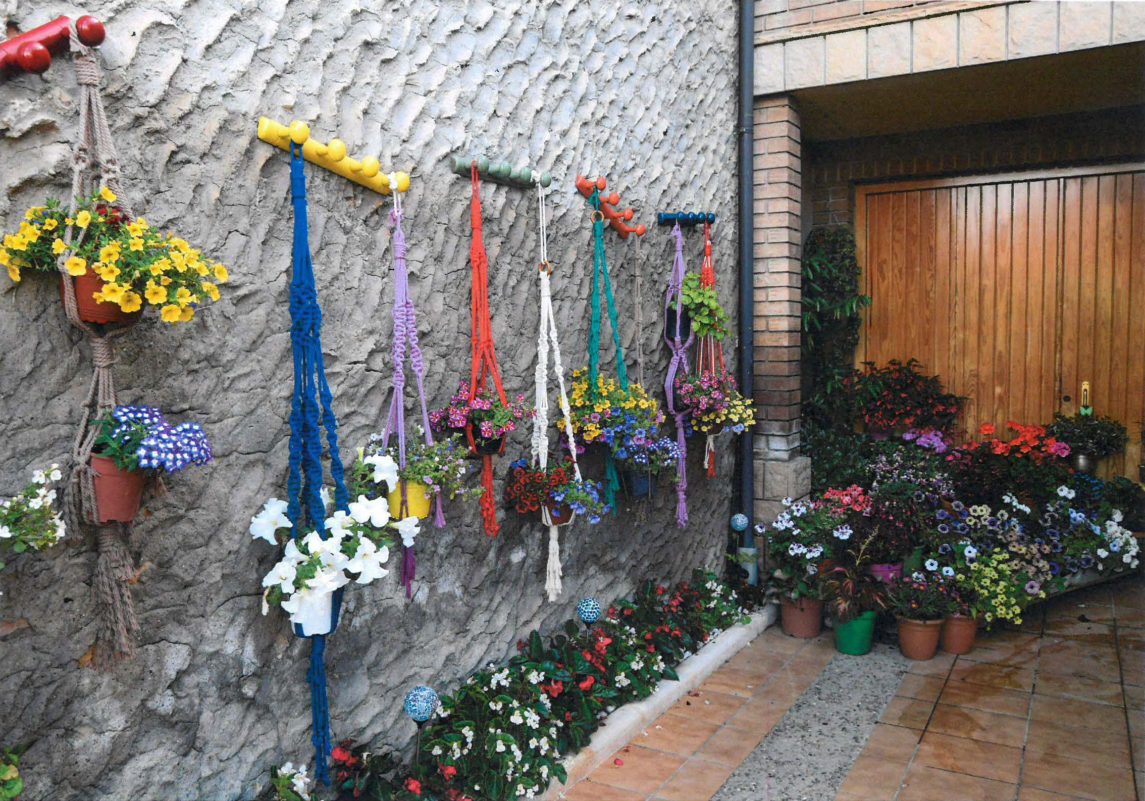 Per primera vegada, els 24 pobles de la comarca participen a ‘Les Garrigues en Flor’ Per primera vegada, els 24 pobles de la comarca participen a ‘Les Garrigues en Flor’