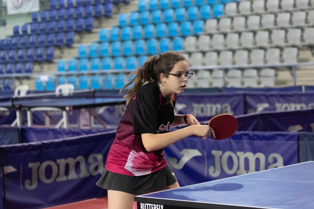 Laia Casanovas i Cesc Carrera participen al campionat d’Espanya en Edat Escolar