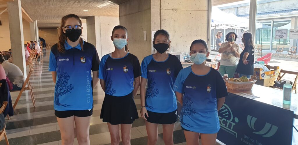 La palista Chenxin Tang, del CTT Borges, 3a classificada al Campionat de Catalunya comarques