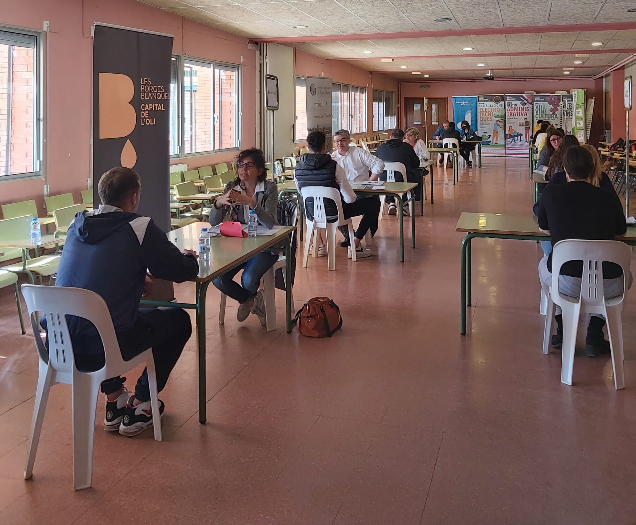Speed dating laboral entre joves de cicles formatius de l’INS Josep Vallverdú i empreses de la comarca de les Garrigues