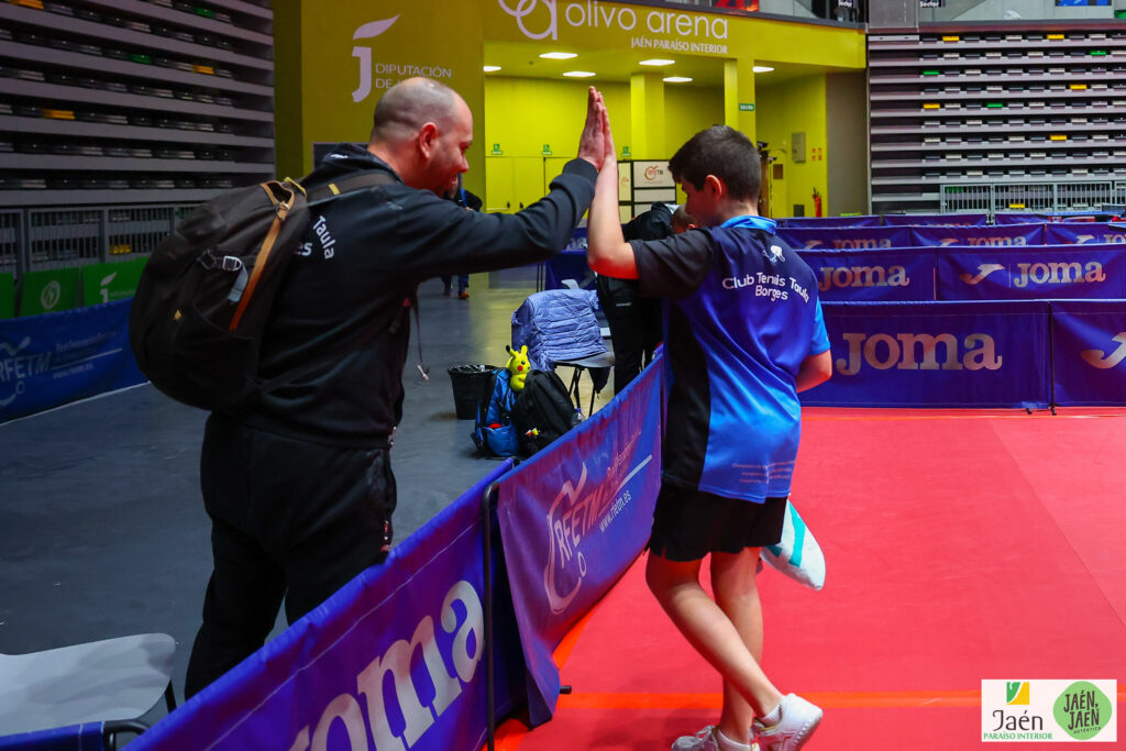 El jugador del CTT Borges, Roc Gibert, guanya el Torneig Estatal Aleví El jugador del CTT Borges, Roc Gibert, guanya el Torneig Estatal Aleví