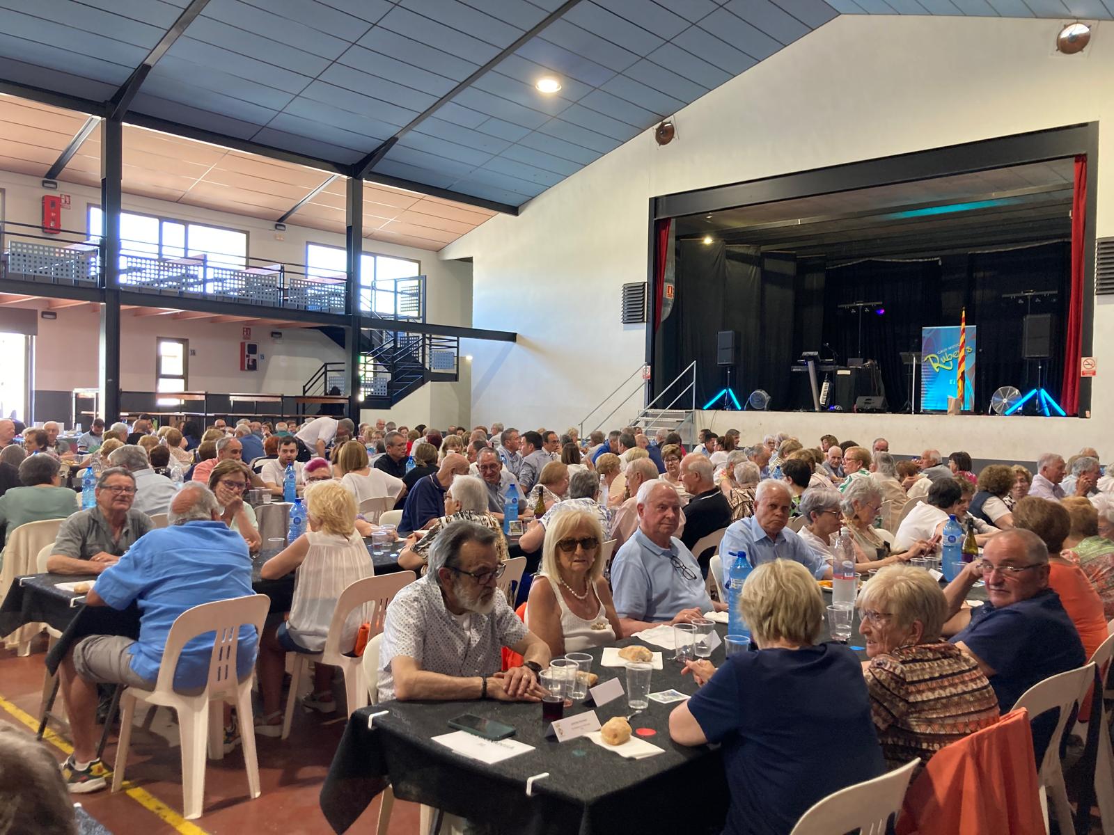 L’Albi acull la 34a Trobada de la Gent Gran de les Garrigues i la celebració del Dia de la Comarca L’Albi acull la 34a Trobada de la Gent Gran de les Garrigues i la celebració del Dia de la Comarca