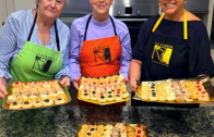 La Rosada prepara els tradicionals panellets amb una recepta pròpia La Rosada prepara els tradicionals panellets amb una recepta pròpia
